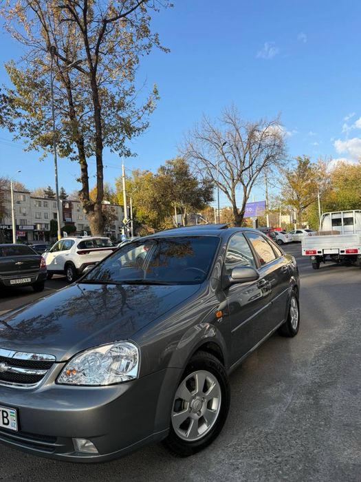 Lacetti 2013 1.6 avtomat