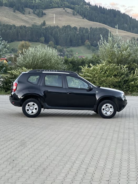 Dacia Duster / 4x4  An 2015 Motor 1.6 benzină și gpl
