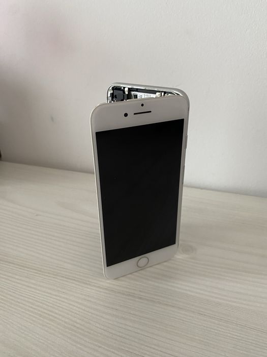 Display iPhone 7 si Carcasa , originale din dezmembrari !!