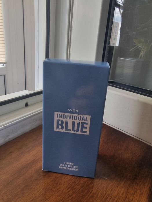 Apa de toaleta Individual Blue by Avon
