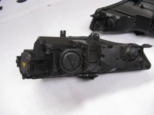 AUDI A4 B9 8W 8W0 faruri far xenon bixenon led stanga dreapta