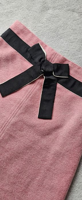 Вълнена поличка Avin