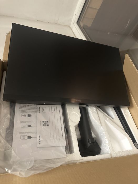 Монитор Samsung 22’