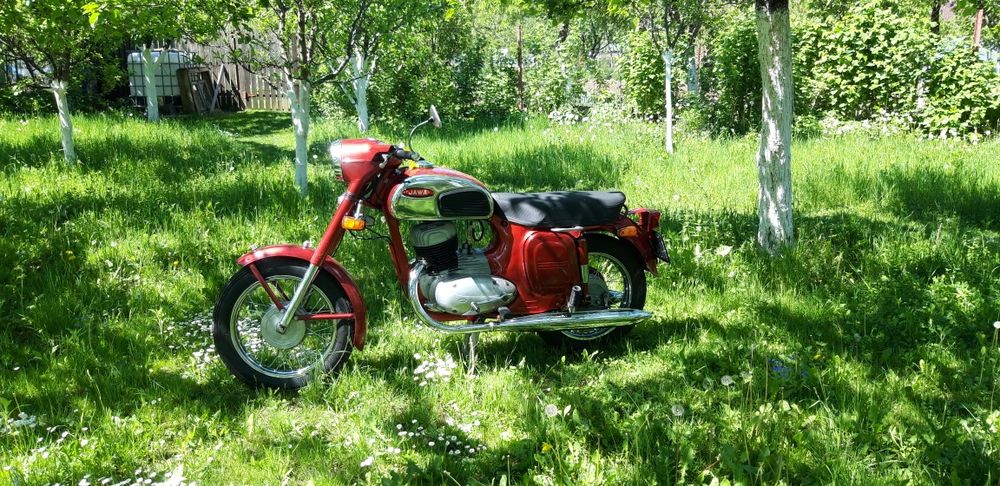 Vând/Schimb   Jawa 250 panelka model 592 an 1973  cu MTB electric nou.