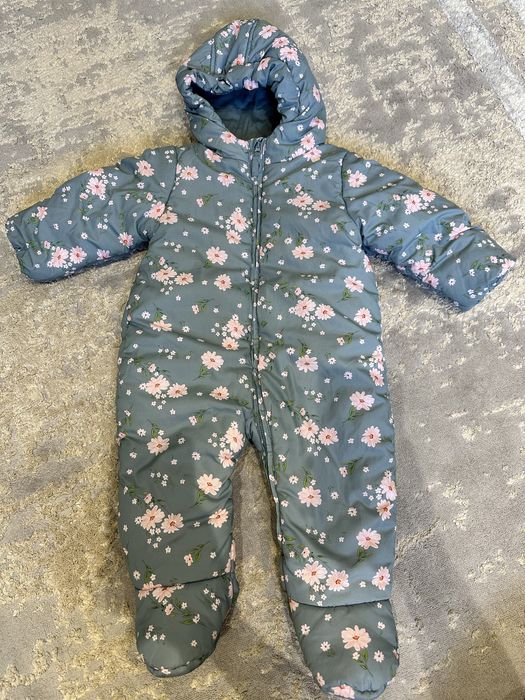 Продам зимнии  комбинезон BabyGo,