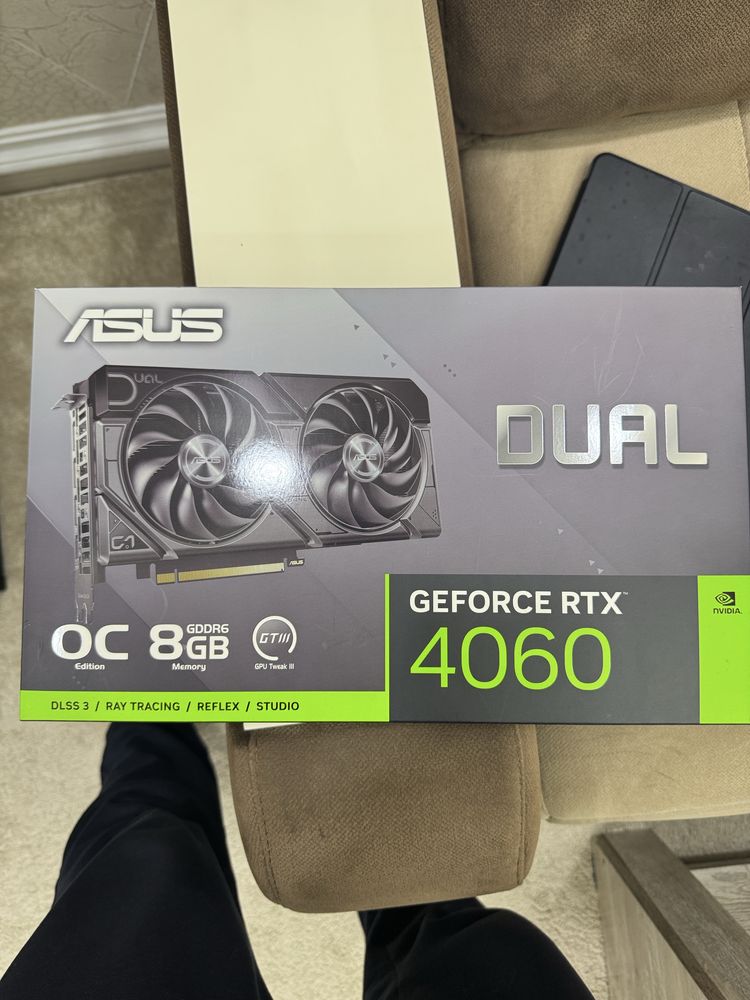 Видеокарта RTX 4060 Dual Asus