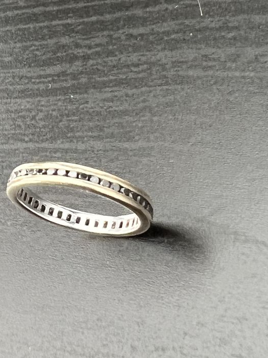 Vand inel memory din aur alb 18k diamante negre