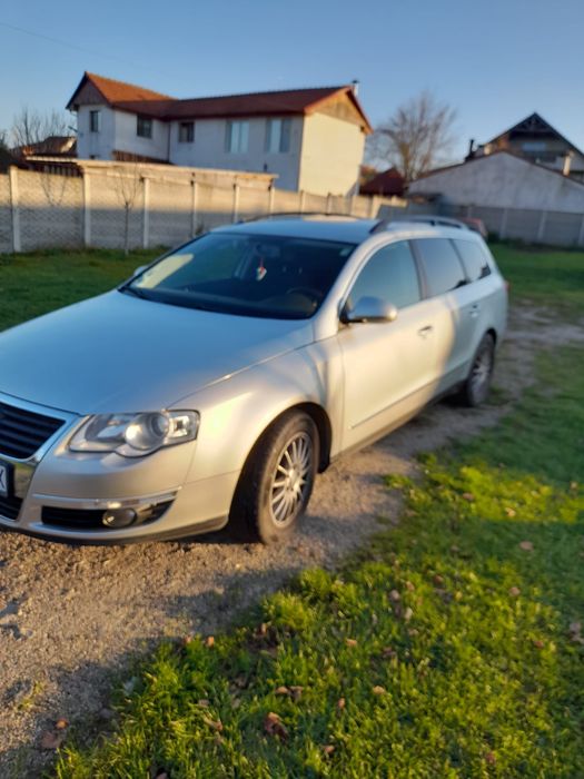 Volkswagen Passat B6 • 2.0 TDI • 140 CP • An 2007 • Gri metalizat