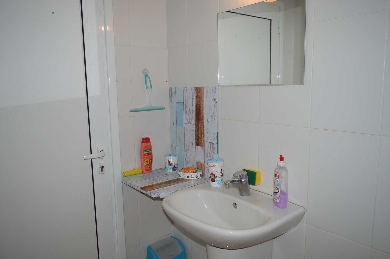 Дава се под наем Едностаен апартамент в Варна, Бриз - 24 кв.м за 270 € - Снимка #7