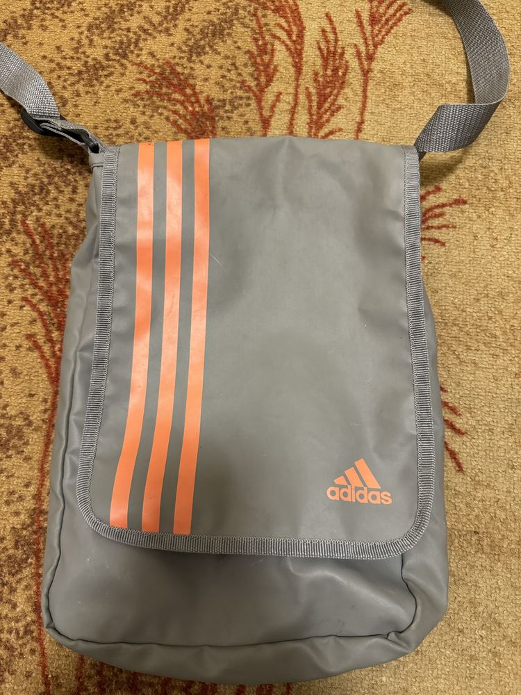 Adidas чанта