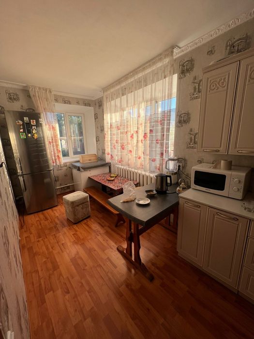 Продаётся дом, 2 этажа