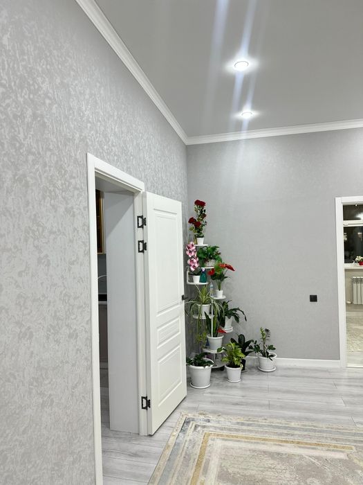 Поклейка обоев Обой Плинтус Багет Молдинг