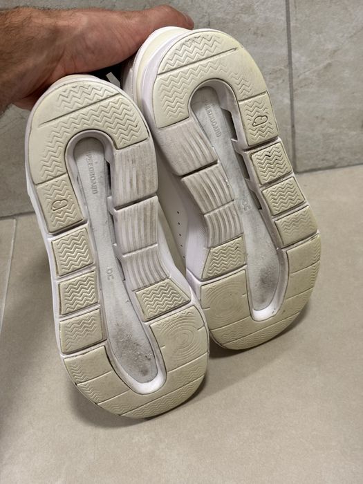 Adidasi on cloud roger 43