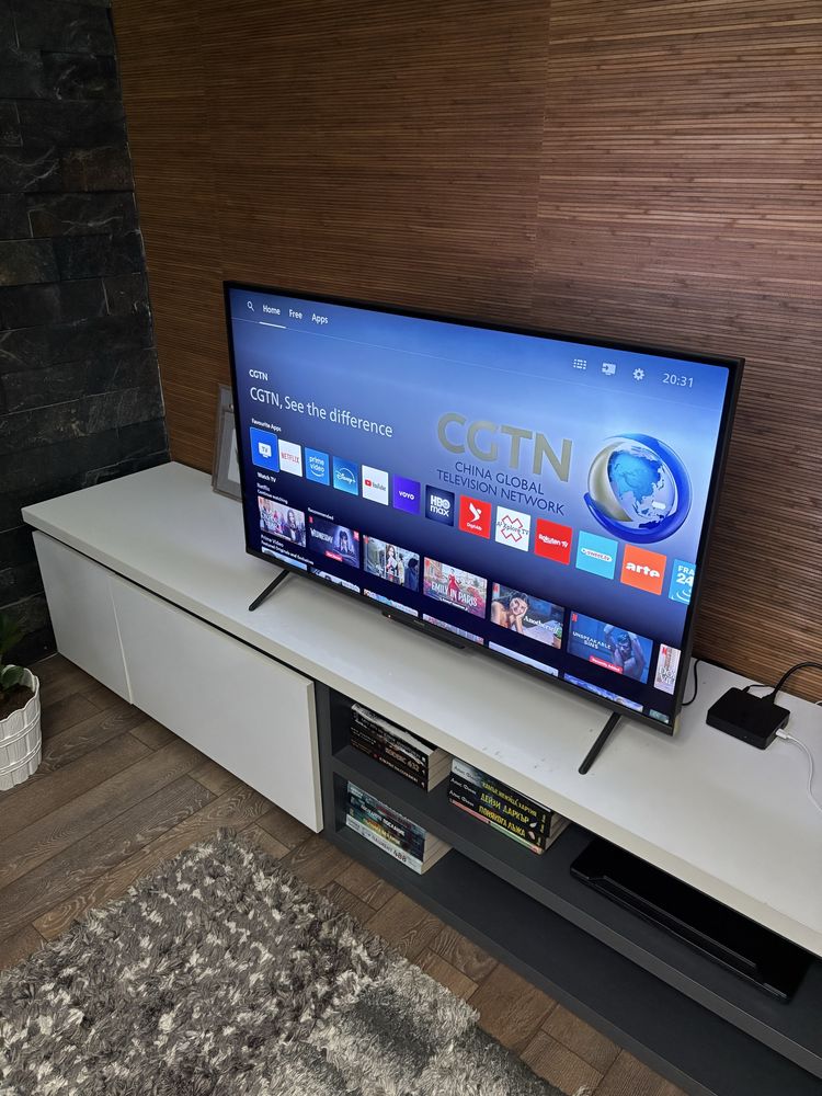 Philips LED 4k Ambilight телевизор 43PUS8118/12
