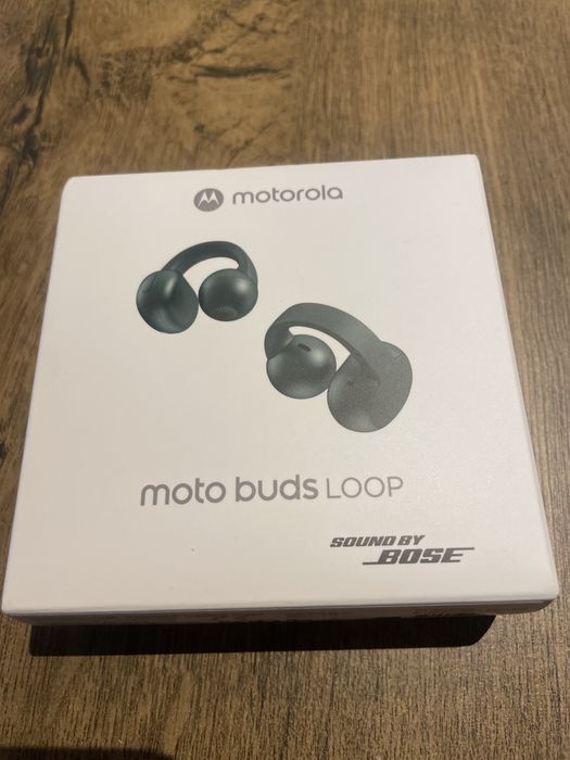 Căști Bluetooth Motorola Moto Buds Loop Bose