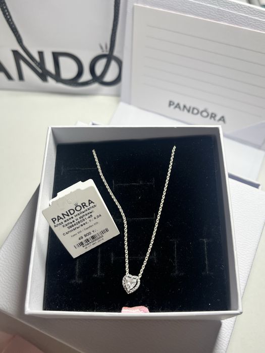 Продам подвеску Pandora