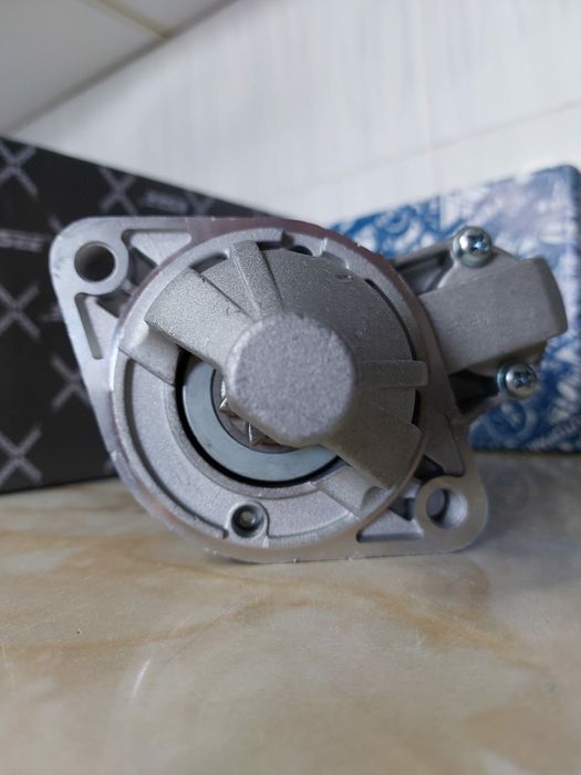 Стартер Mitsubishi(длинный нос,8зубов)