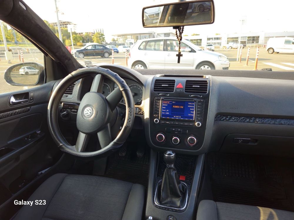 Golf 5 1,9 tdi 105hp