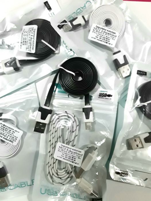 CABLURI USB - MICRO USB 1M pentru telefoane, tablete PC - NOI
