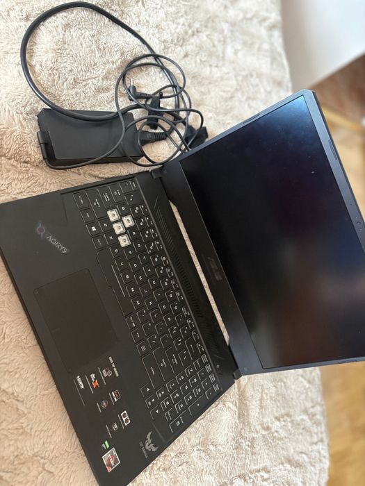 Vand laptop gaming ASUS