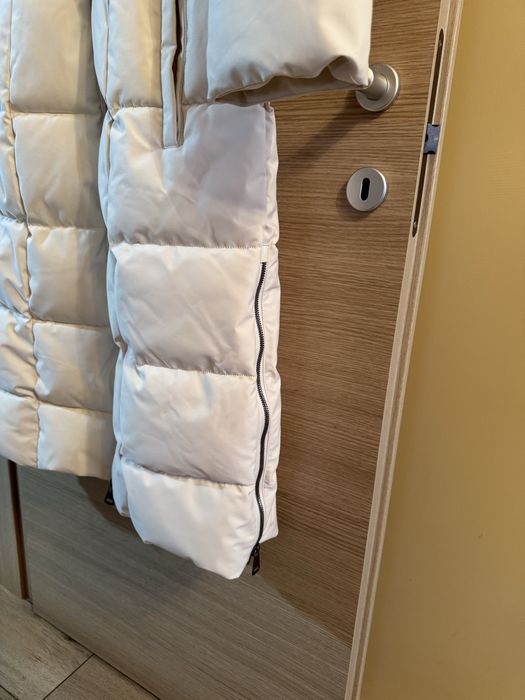 Geaca lunga DKNY noua