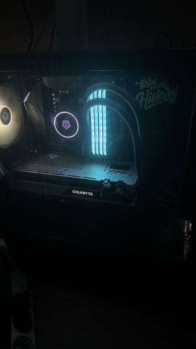 Vand/schimb PC gaming custom build