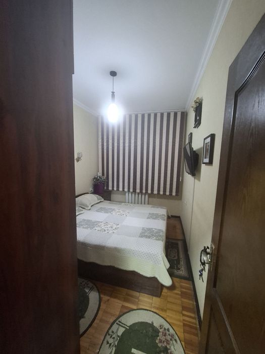 Продаётся квартира 2/2/5 юнусабад 19