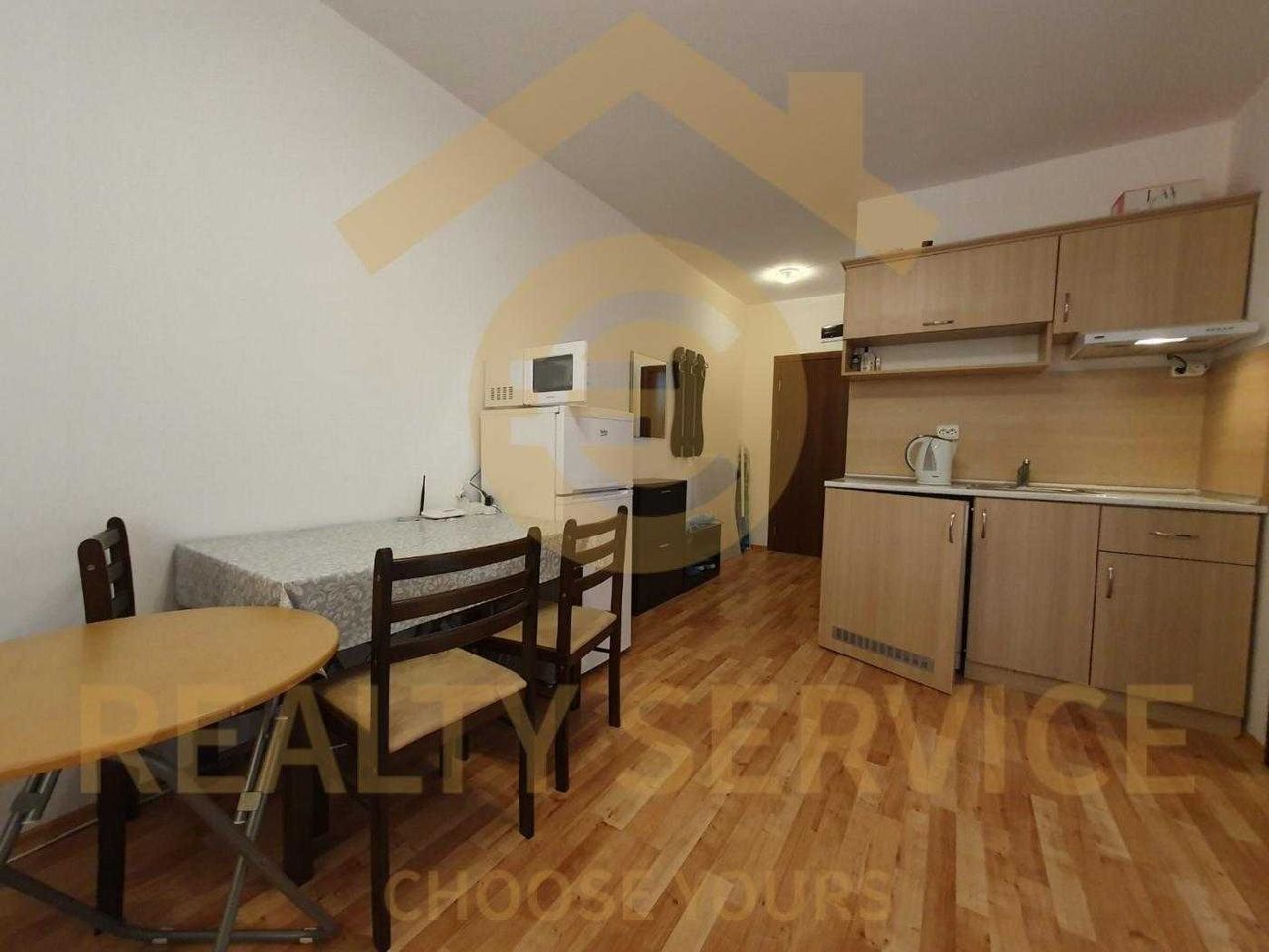 Продава се Двустаен апартамент в к.к. Слънчев бряг - 48 кв.м за 1219 €/кв.м - Снимка #6