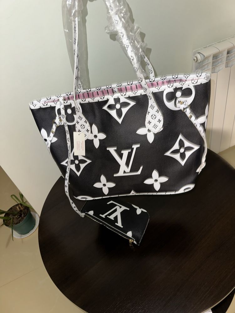 Geanta Louis Vuitton Neverfull