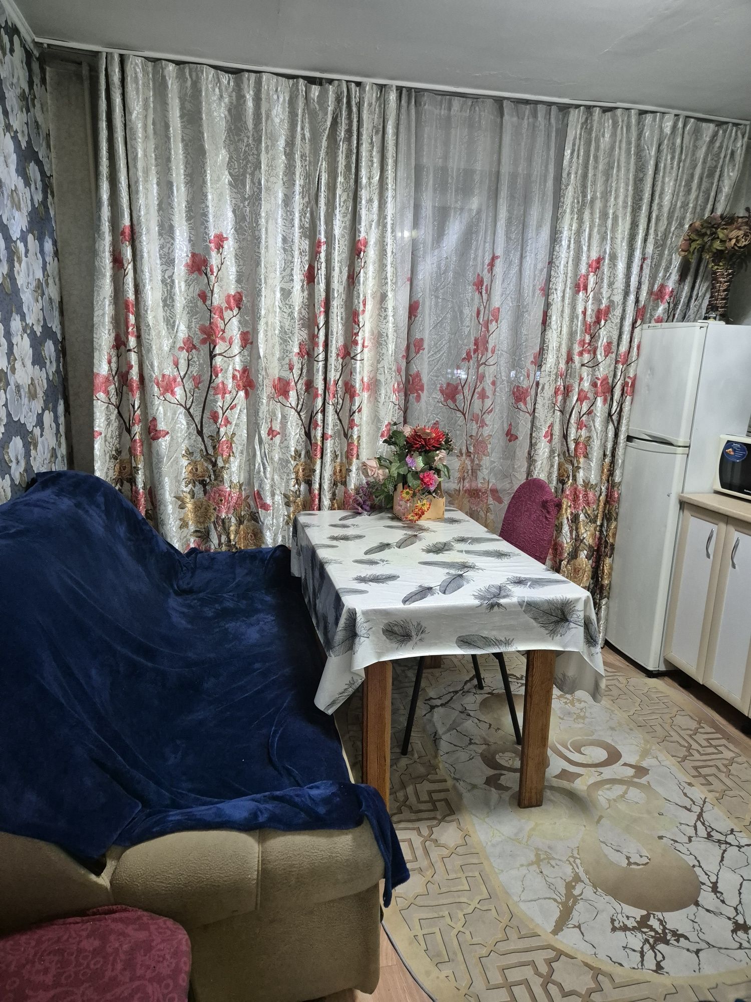 Сдам посуточно и почасовую 1ком
