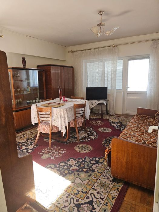 Apartament 2 camere situat in centru!!