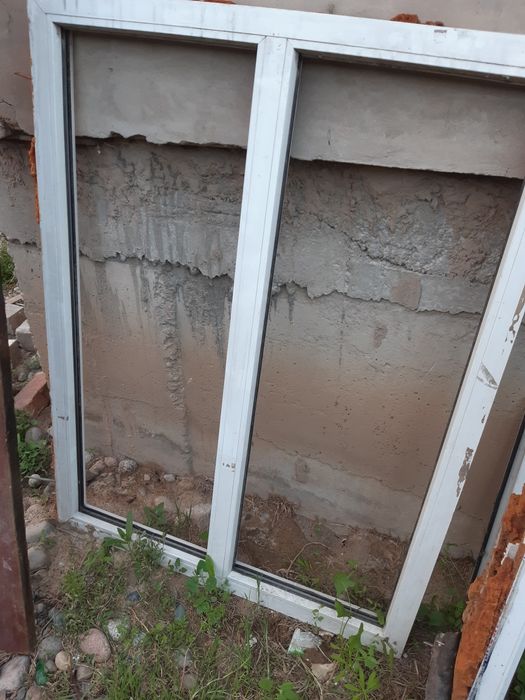 Продам окна пластиковая без стекла глухая размер 990×1320 без торга