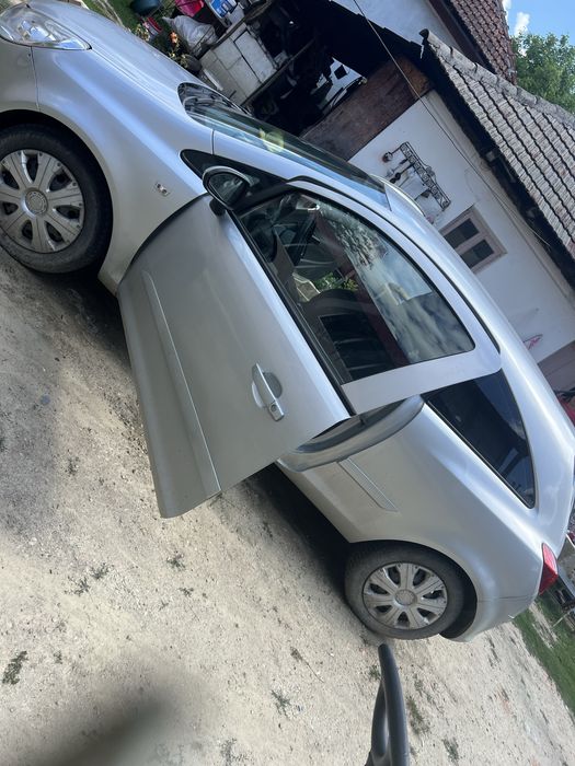 Opel corsa D  1.3 disel
