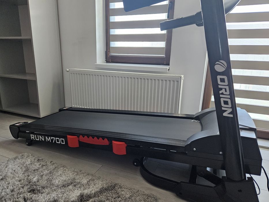 Banda alergat electrica Orion RUN M700 CADOU set gantere