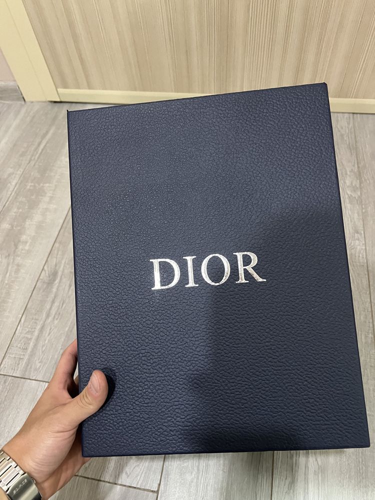 44 Номер Обувки Dior B22 С бележка