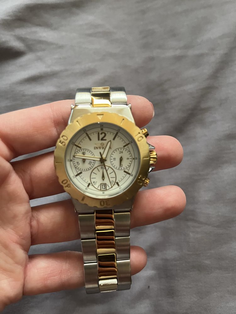 Часовник Invicta