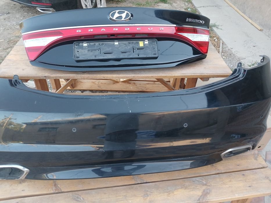 Задний бампер на хюндай грандеур HG 2015 г.