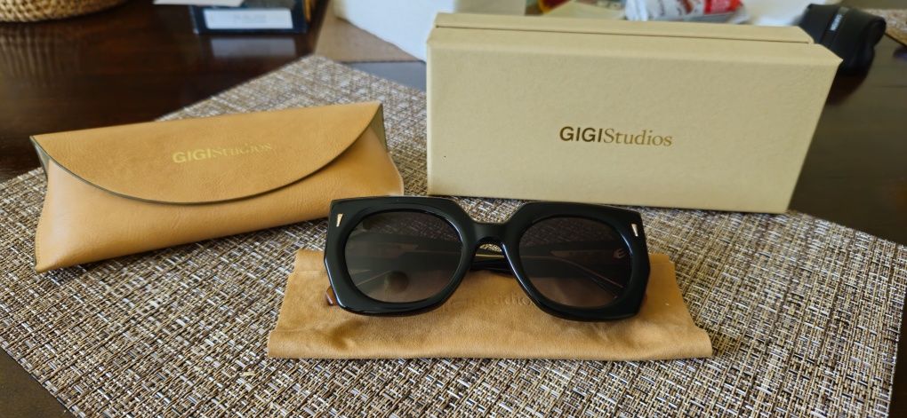 Gigi Studios очила
