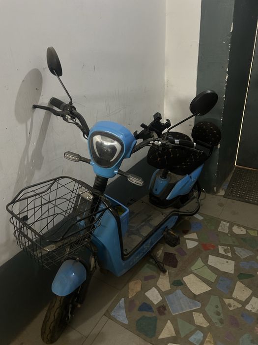 Электронный скутер сатылады