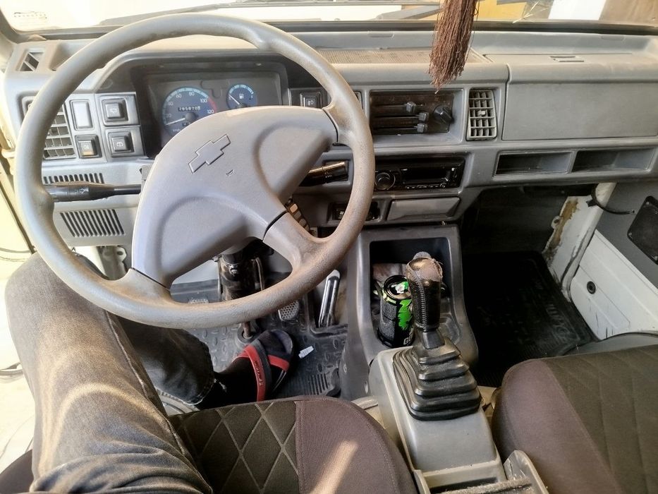 Дамас, Damas сотилади, урилманан, зур мошина