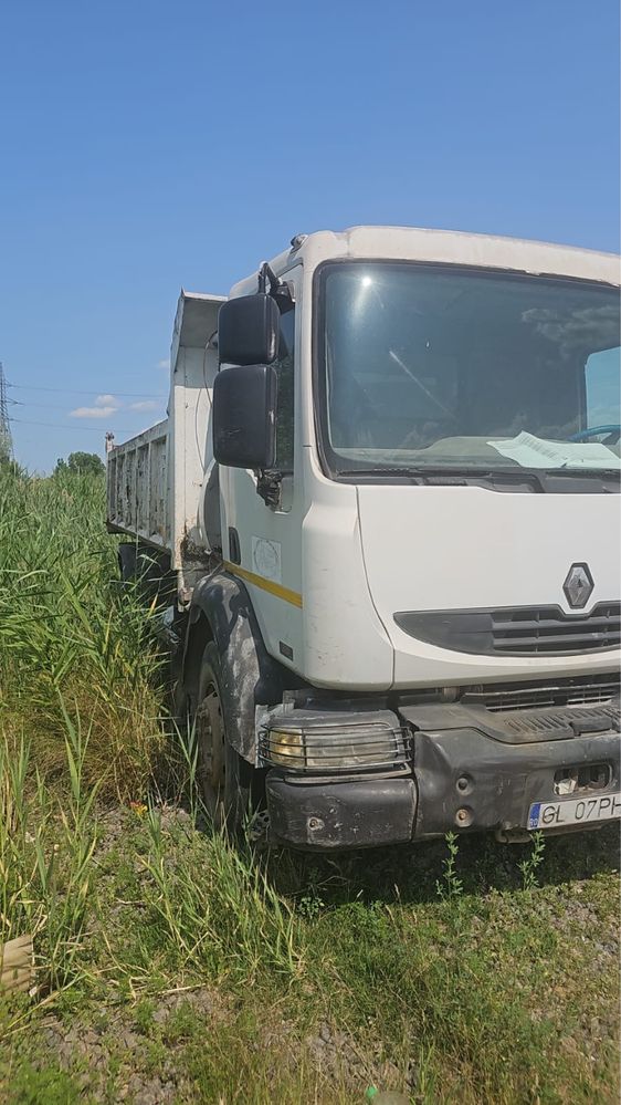 Autobasculanta Renault