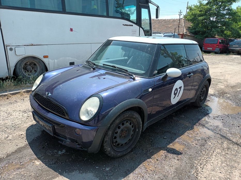 Dezmembrari  Mini MINI (R50, R53)  2001  > 2006 Cooper Benzina