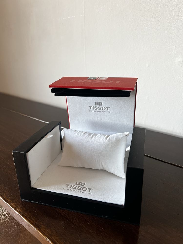 Кутия tissot