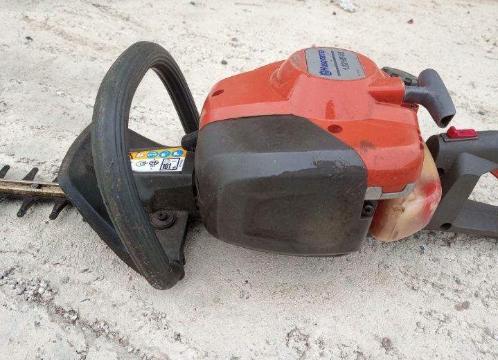 Husqvarna 122HD45 gard viu