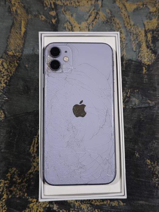 iPhone 11 64GB, pul zarurligi sababli tezda sotiladi!