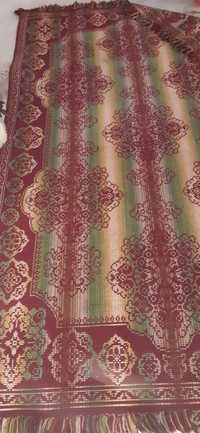 Нов Български жакардов килим от старото производство