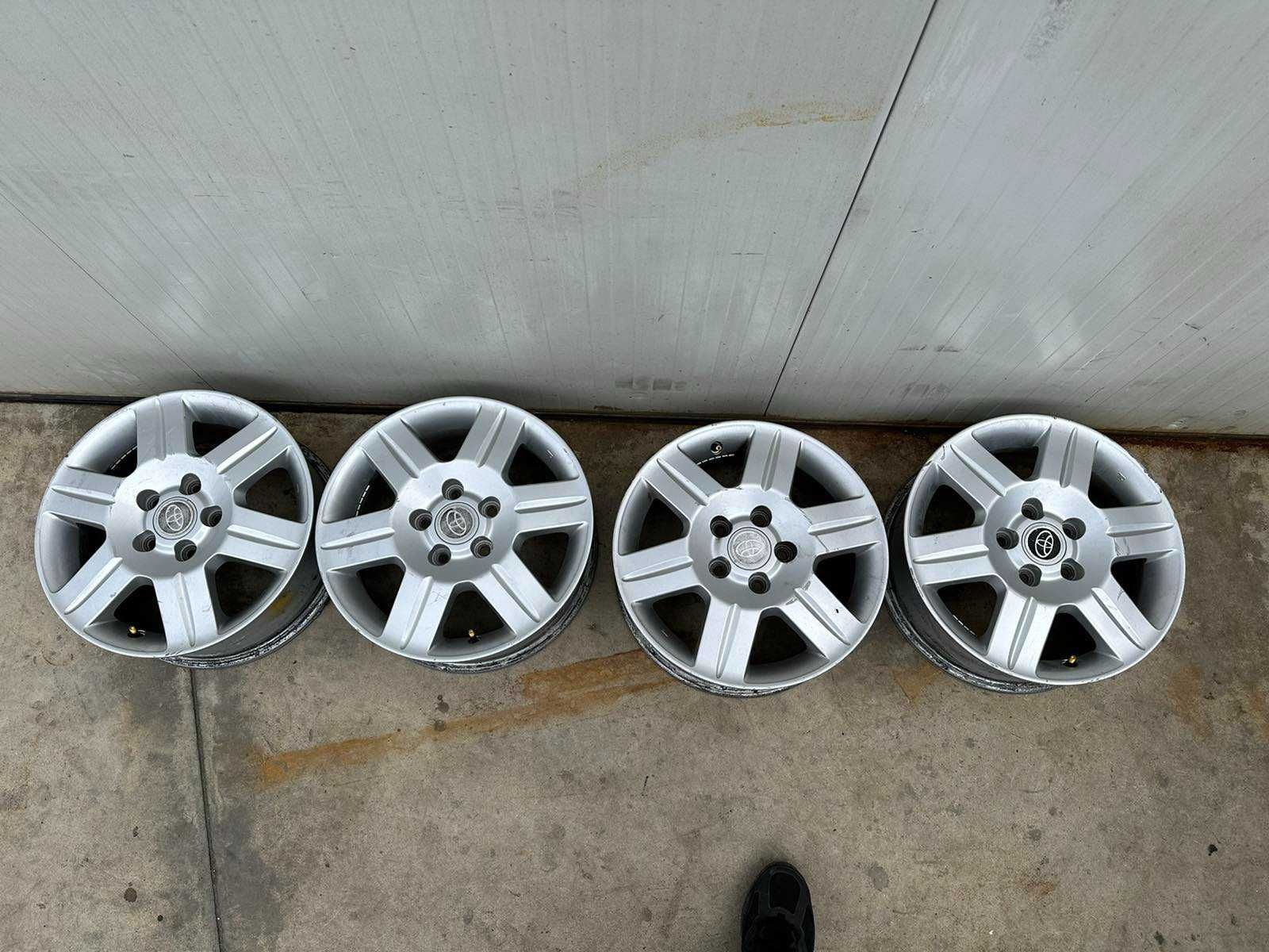 Джанти за HONDA с втулка за Rav 4 5x114,3 R16 x 6J ET 50