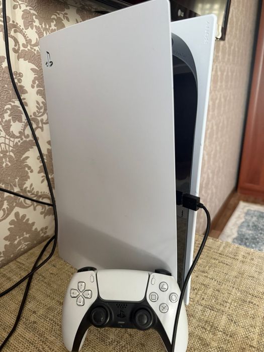 Продам PlayStation 5