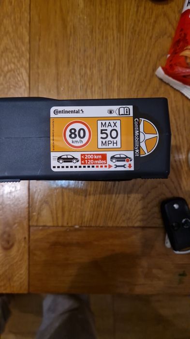 Компресор за помпене на гуми Continental