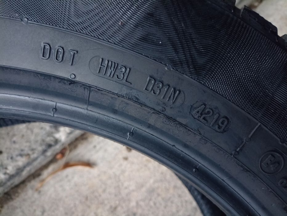 4 anvelope de iarna Continental 235/55 R18 dot 4219